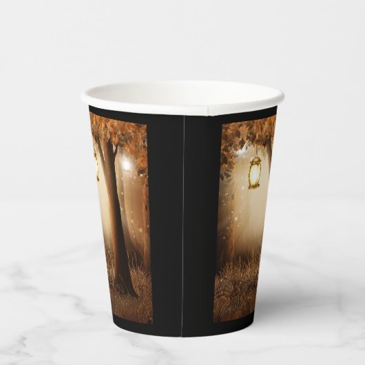 Magischer Wald mit Lichtern Pappbecher (Rechts)