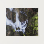 Magischer Wasserfall in der Schlucht Wandteppich (Vorderseite (Horizontal))