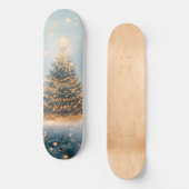 Magischer Winter-Schneewald-Weihnachtsbaum Skateboard (Vorderseite)
