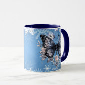 Magischer Winterschmetterling mit Schneeflocken Tasse (VorderseiteRechts)
