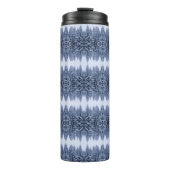 Magischer Winterwald - blau, Saison Thermosbecher (Vorderseite)