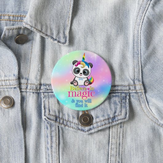 Magisches Einhorn-Panda auf Regenbogenuntergrund Button (Beispiel)