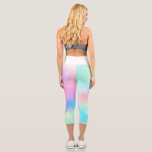Magisches Einhorn Panda. Rainbow Fantasy Acwear Capri Leggings (Rückseite)