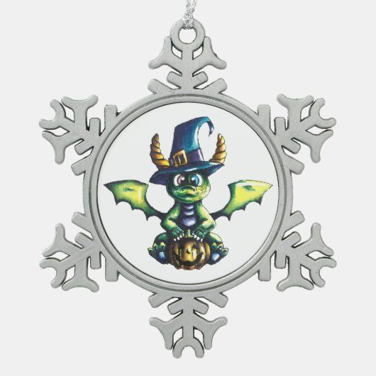 Magisches Halloween-Drachendesign Schneeflocken Zinn-Ornament (Vorderseite)