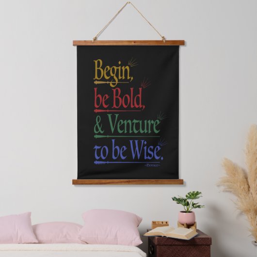 Magisches Horace Zitat Schwarzes Holz Topped Tapes Wandteppich Mit Holzrahmen (Schlafzimmer)