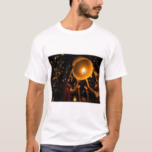 Magisches Laternenfest Fliegende Himmelslaternen C T-Shirt