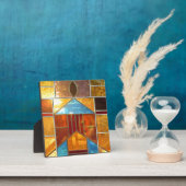 Magisches Licht, das aus den Fenstern der Kirche s Fotoplatte (InSitu)