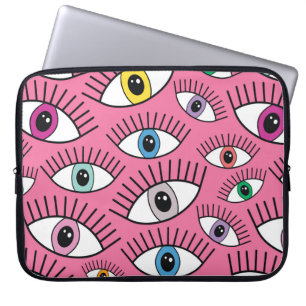 Magisches Muster mit bunten Augen. Mystischer Hint Laptopschutzhülle
