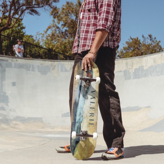 Magisches Paradies Mit Monogramm Skateboard (Außenbereich 2)