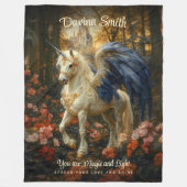 Magisches Pegasus White Blue Fantasy Unicorn Fleecedecke (Vorderseite)