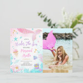 Magisches Pink Mermaid Birthday Foto Einladung (Stehend Vorderseite)