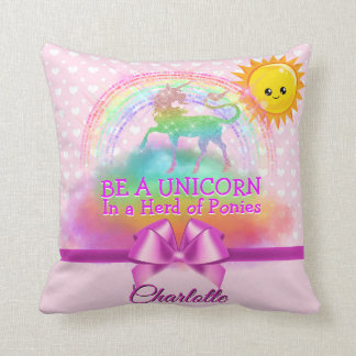Magisches Regenbogenunicorn-Zitat-Rosa Kissen