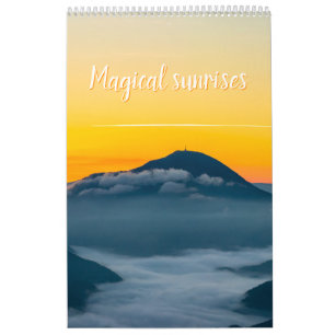 Magisches Sonnenaufgangs-Gebirgslandschaftsfoto Kalender