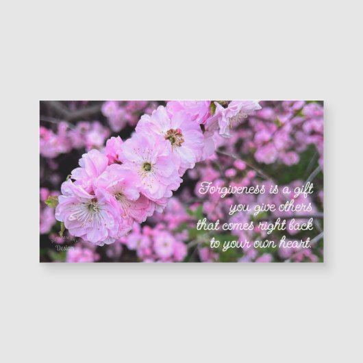 Magnet mit rosa Frühlingsblumen-Foto und Vergebung (Vorderseite)
