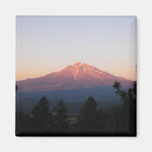 Magnet Mt. Shasta