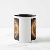 Magnetfeldlinien auf der Sonne 2 Tasse (Zentrum)