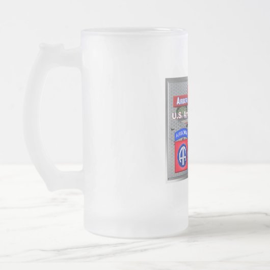 Magnificent Master Jump Wings 82. Im Flugzeug Divi Mattglas Bierglas (Links)