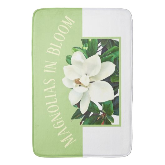 Magnolia Bloom | Große grüne Badematte (Vorderseite Vertikal)