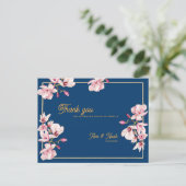 Magnolia Navy Blue Floral Wedding Thank You Postkarte (Stehend Vorderseite)
