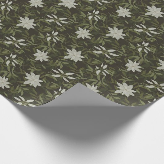 Magnolia und grüne Blätter auf schwarz Geschenkpapier (Ecke)