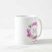 Magnolia Wreath Monogram Kaffeetasse (VorderseiteRechts)