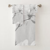 Magnolias Black & White #1 #wall #art Badhandtuch Set (Insitu)