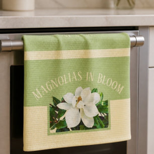 Magnolie in Blüte Grünes und gelbes Küchentuch