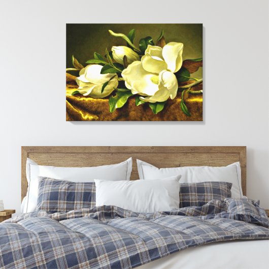 Magnolien auf goldenem Samttuch Leinwanddruck (Insitu (Schlafzimmer))