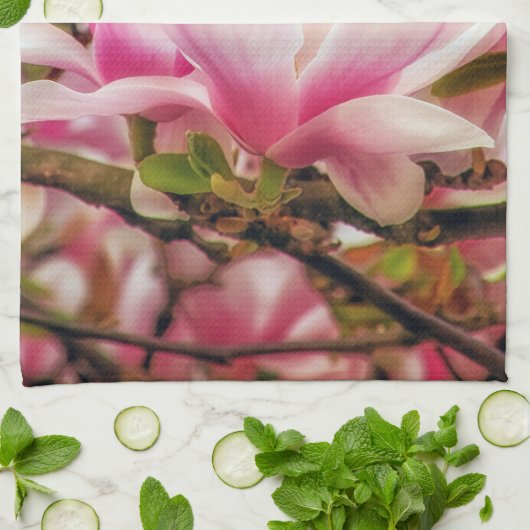 Magnolien-Traum Handtuch (Gefaltet)