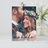 Mahalo Modern Elegante Wedding Danke Foto Card (Stehend Vorderseite)