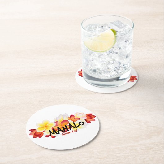 Mahalo Plumeria Runder Pappuntersetzer (Vor Ort)