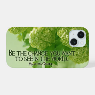 Mahatma Gandhi Inspirierender Ausspruch "Sei die V iPhone 15 Hülle