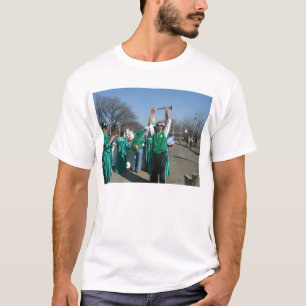 MähenSie (Obama) März mit den Rasen-Förstern T-Shirt
