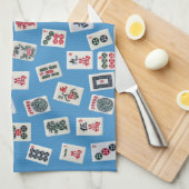 MahJong-Fliesen (Symbole) auf hellblau Geschirrtuch (Viertel Falte)