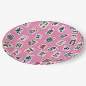 MahJong-Symbole auf Rosa Pappteller (Schrägansicht)