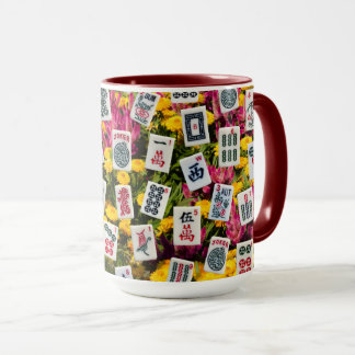Mahjong symbols on wildflowers background tasse