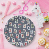 MahJongg Fliesen-Design auf dunkelblau Pappteller (Party)