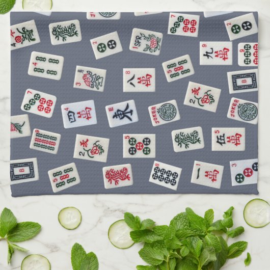 MahJongg Fliesen-Design auf dunkelgrau Geschirrtuch (Gefaltet)