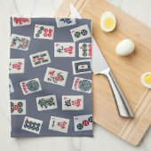 MahJongg Fliesen-Design auf dunkelgrau Geschirrtuch (Viertel Falte)