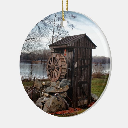 Mahlen über das alte Nebengebäude Keramik Ornament (Links)