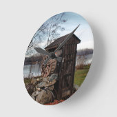 Mahlen über das alte Nebengebäude Runde Wanduhr (Winkel)