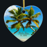Maho Bay Beach St. John Ornaments Keramikornament<br><div class="desc">Schöne tropische Ornamente, mit einem fotografischen Bild der wunderschönen Maho Bay Beach Palms, auf der Insel St. John U.S.V. Wählen Sie aus verschiedenen Formen, auch in Keramik oder silbernen Rahmen beschnitten Stile. Dieses Ornament ist eine großartige Ergänzung zu Ihrer Sammlung oder ein Geschenk für Familie und Freunde. Für mehr schöne...</div>