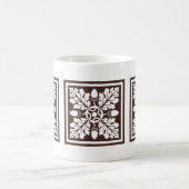 Mahogany Acorn und Leaf Tile Design Kaffeetasse (Mittel)