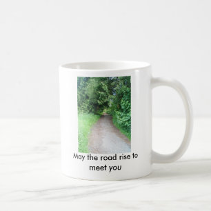 Mai der Straßenaufstieg, zum Sie zu treffen Kaffeetasse