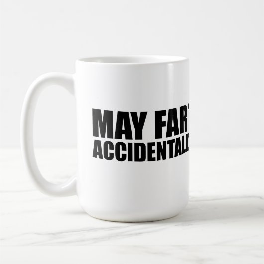 Mai Furz versehentlich Kaffeetasse (Links)