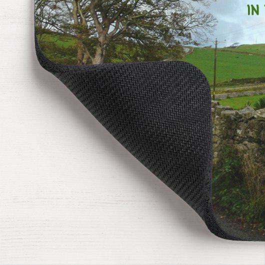 Mai steigen die Straße oben, um Sie-Irischen Vers Mousepad (Ecke)