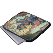 Maiden, 1913 (Öl auf Leinwand) Laptopschutzhülle (Vorne Knopf)