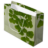 Maiden Hair Fern Frond Große Geschenktüte (Vorderseite Schrägansicht)