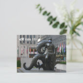 Maidin mit Gesichtsmaske - NYC H Postkarte (Stehend Vorderseite)