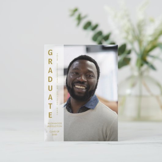 MaIe Graduate Abschluss Einladung Einfaches Foto Postkarte (Stehend Vorderseite)